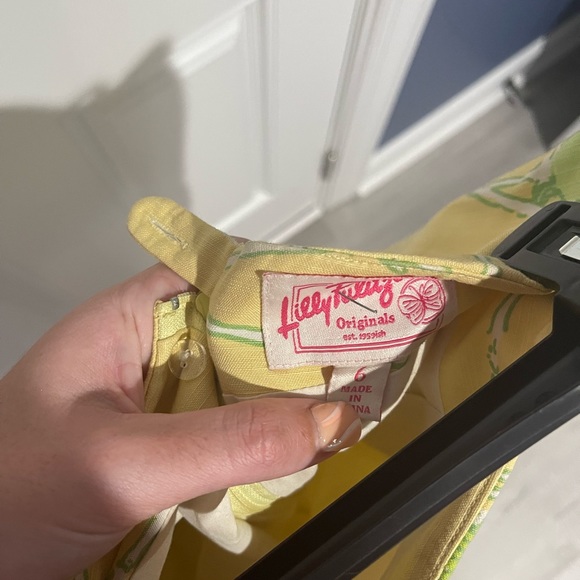 Koala Yellow Lilly Pulitzer Skirt with Pockets - Picture 3 of 4